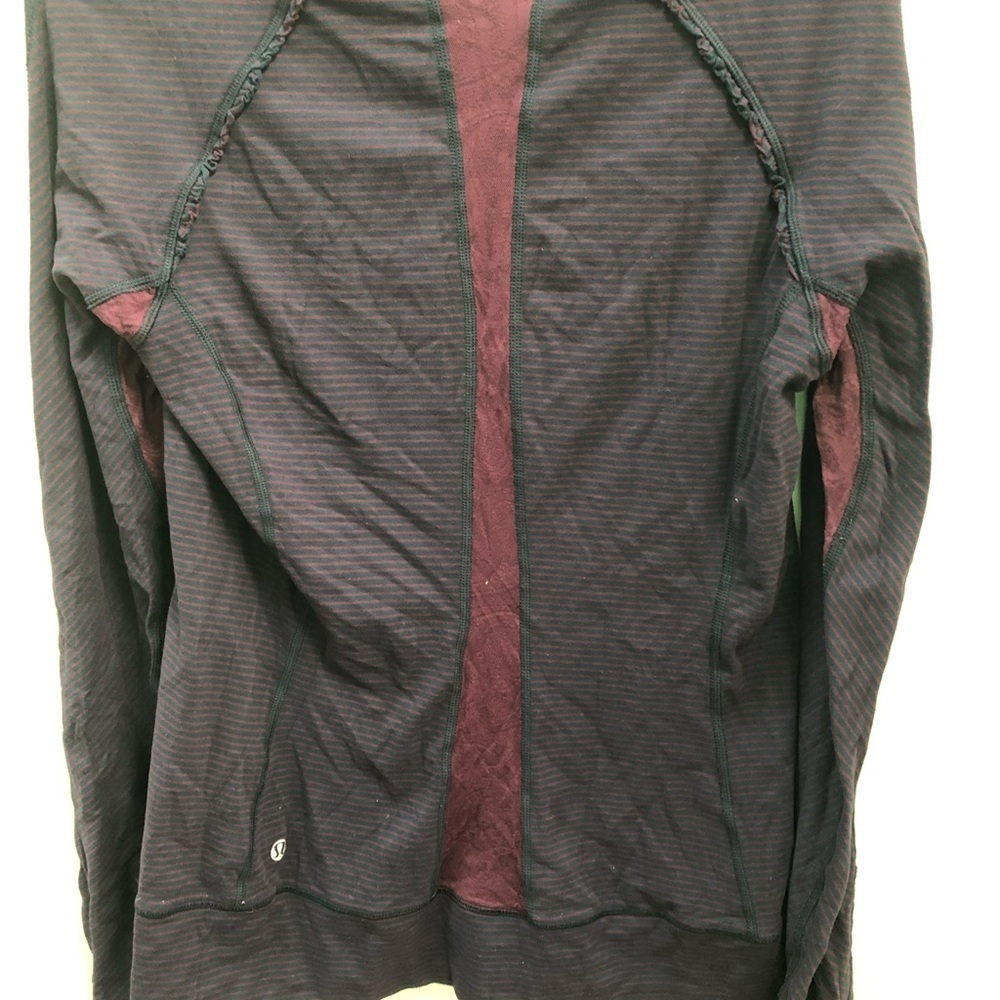 LULULEMON pullover - Picture 2 of 3